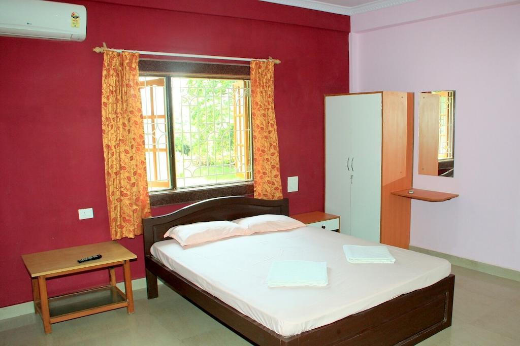 White Pearl Guest House Morjim Εξωτερικό φωτογραφία