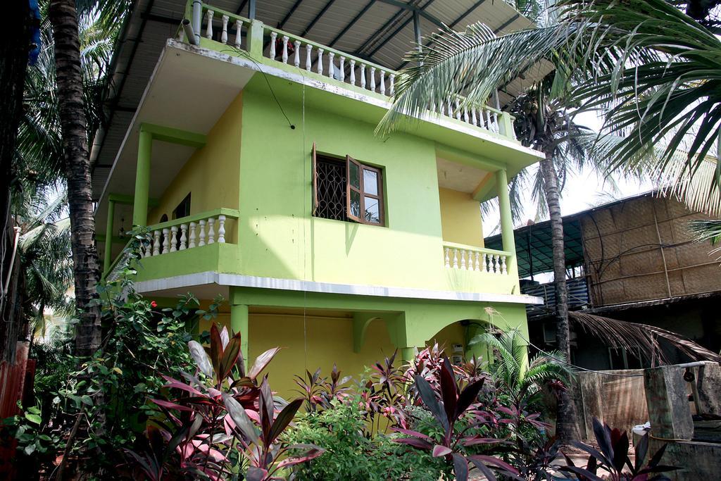White Pearl Guest House Morjim Δωμάτιο φωτογραφία