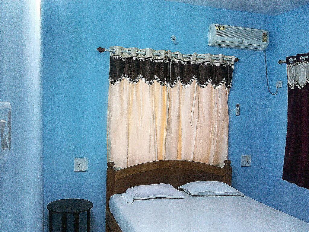 White Pearl Guest House Morjim Δωμάτιο φωτογραφία